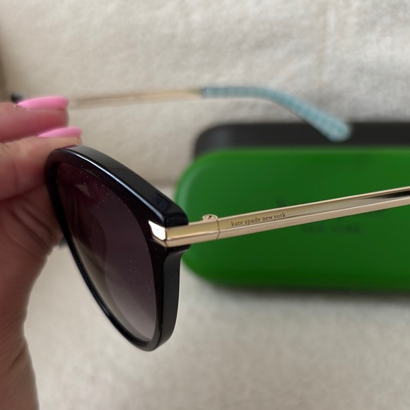Kate Spade Black Sunglasses with Green Case - Picture 5 of 5